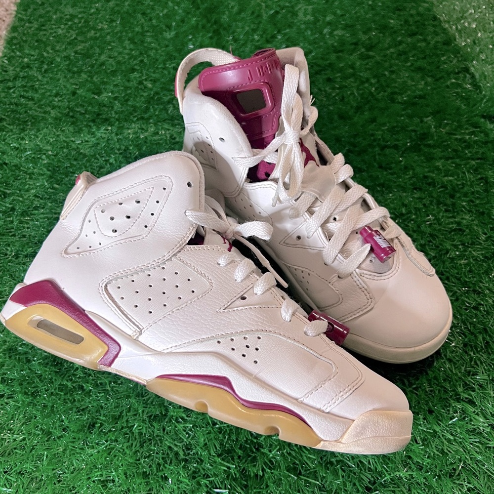 Jordan Maroon 2015 size 6